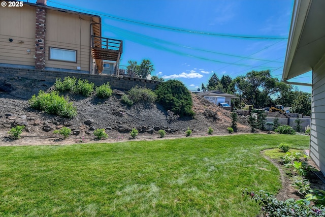 1329 NW Horn Ave, Pendleton, OR 97801 - view of green lawn