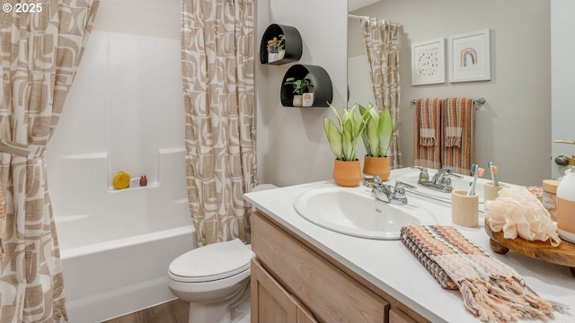 6161 SE 15th St, Gresham, OR 97080 - bathroom with vanity, shower / bath combo with shower curtain, and wood finished floors