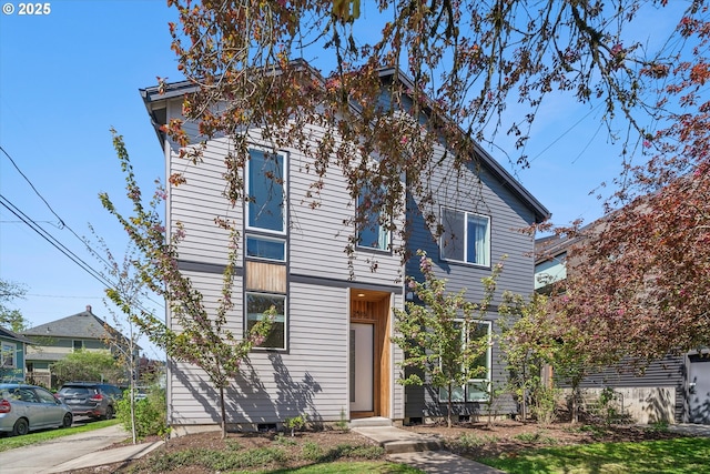 2585 SE 13th Ave, Portland, OR 97202 - view of traditional home