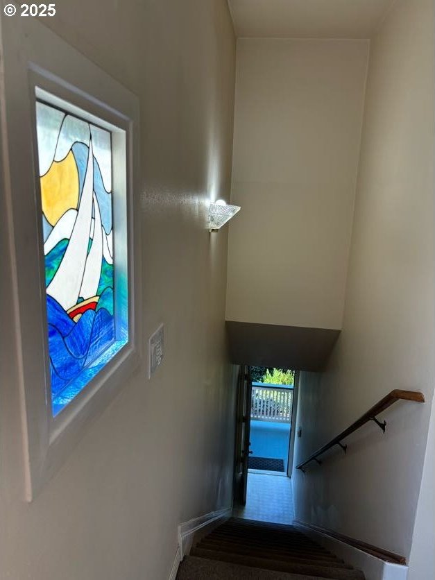 74 NE Sacramento St, Portland, OR 97213 - stairs with baseboards