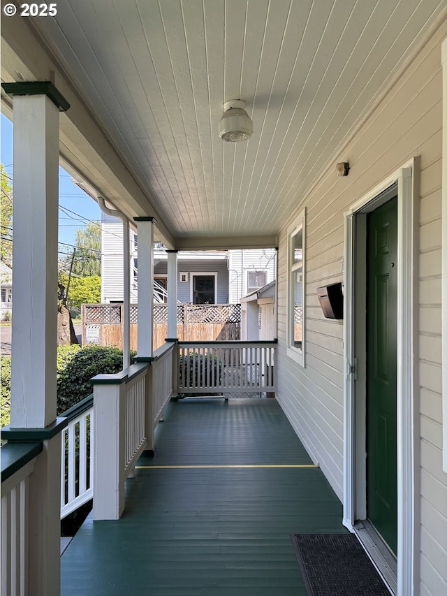 74 NE Sacramento St, Portland, OR 97213 - view of porch