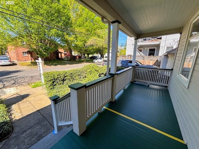 74 NE Sacramento St, Portland, OR 97213 - view of covered porch