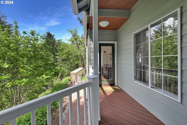 7297 Holly St, Springfield, OR 97478 - view of wooden terrace