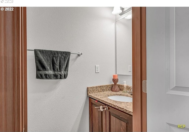 10387 N Mohawk Ave, Portland, OR 97203 - bathroom with vanity