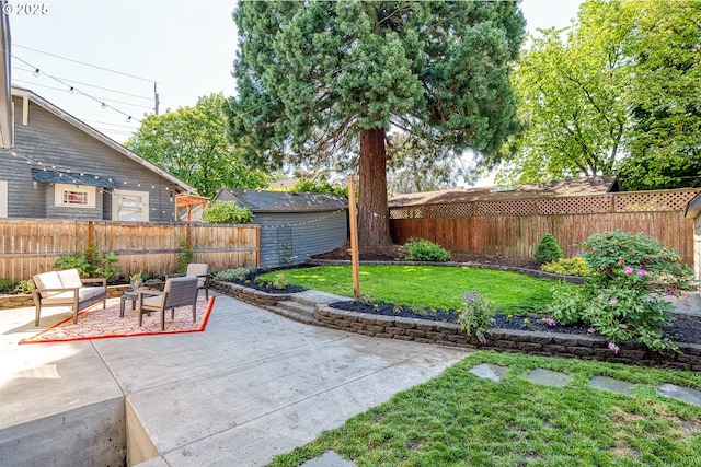 226 N Highland St, Portland, OR 97217 - view of yard featuring a patio