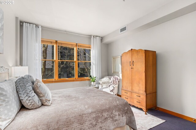 bedroom featuring carpet flooring