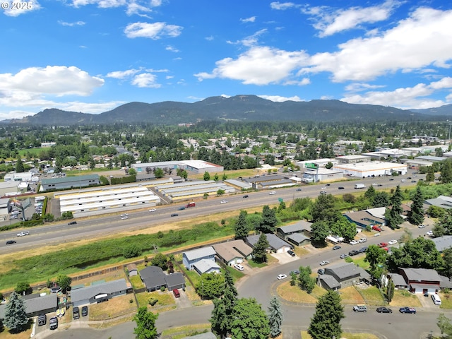 814/816 W Quinalt St, Springfield, OR 97477 - aerial view of residential area with a mountainous background