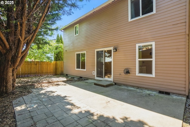 7091 SE Austin Dr, Hillsboro, OR 97123 - rear view of house with a patio area
