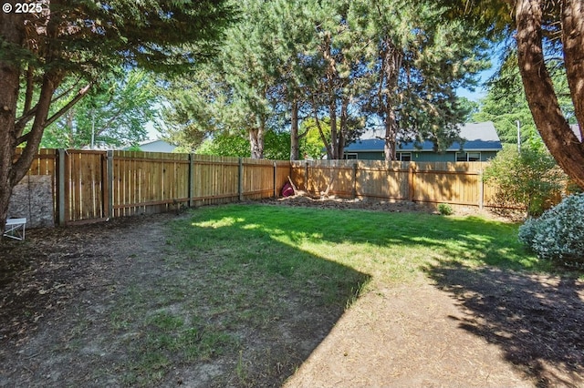 7091 SE Austin Dr, Hillsboro, OR 97123 - view of fenced backyard