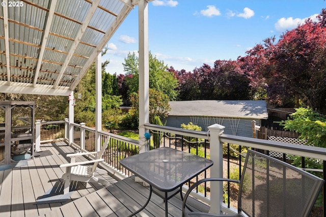 44505 SW Knight Rd, Gaston, OR 97119 - wooden terrace with outdoor dining space