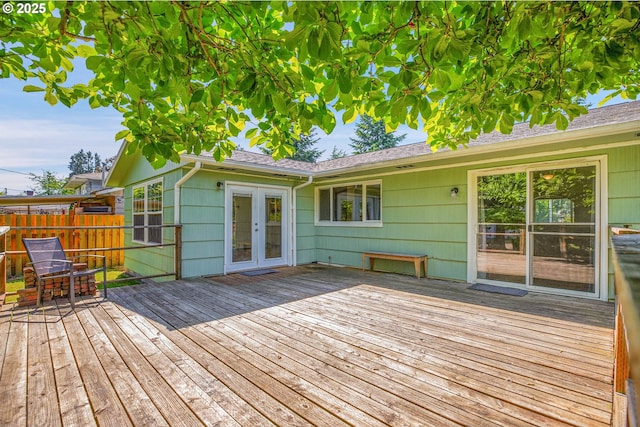 4803 SE Fieldcrest Dr, Milwaukie, OR 97222 - wooden deck featuring french doors