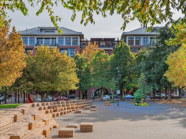 1030 NW Johnson St Unit 323, Portland, OR 97209 - view of property's community