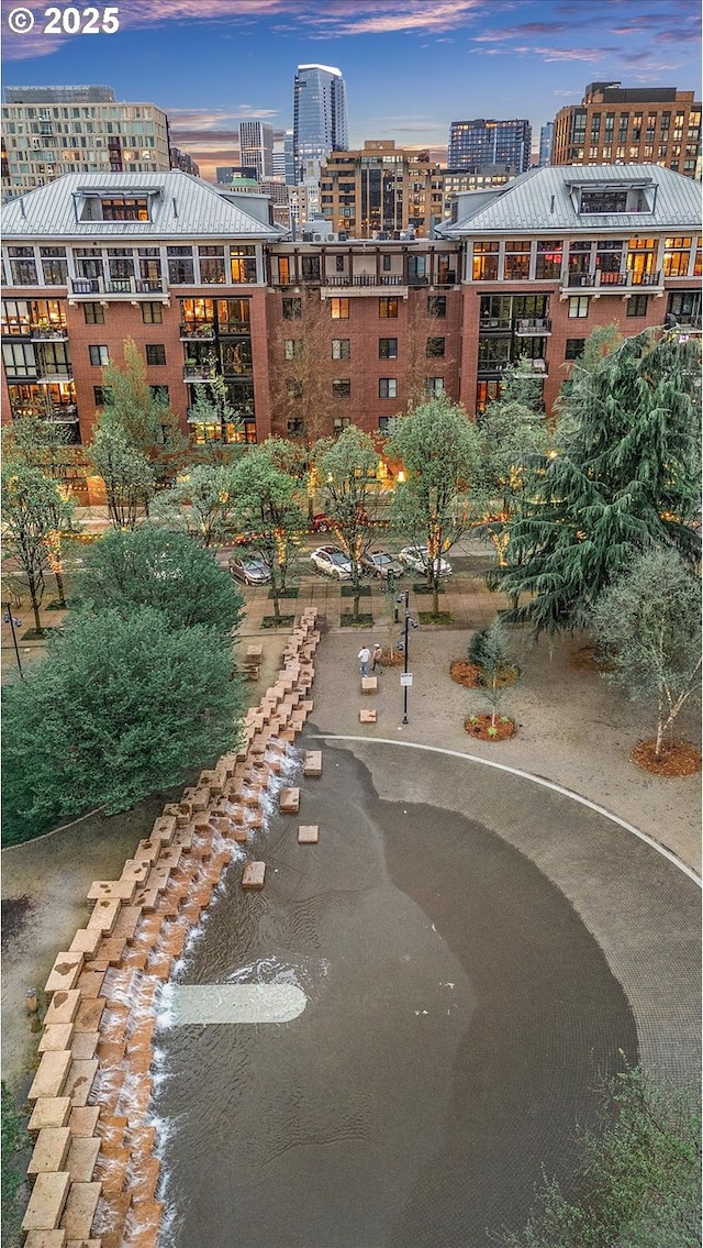 1030 NW Johnson St Unit 323, Portland, OR 97209 - view of home's community with a view of city