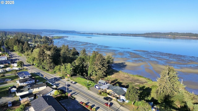 842 S Empire Blvd, Coos Bay, OR 97420 - view of property location with a large body of water
