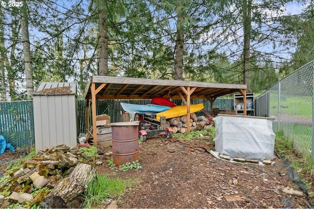 823 Terrace Dr, Scotts Mills, OR 97375 - view of yard with fence