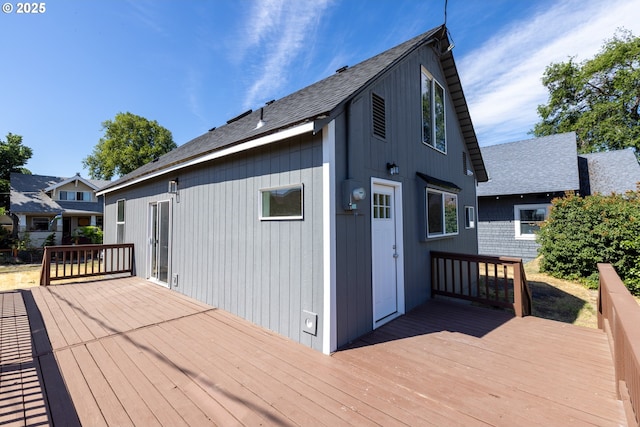 809 E 7th St, The Dalles, OR 97058 - view of wooden deck
