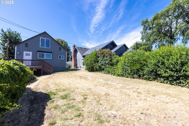 809 E 7th St, The Dalles, OR 97058 - view of yard featuring a deck