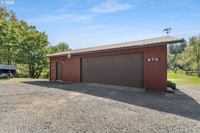 view of detached garage