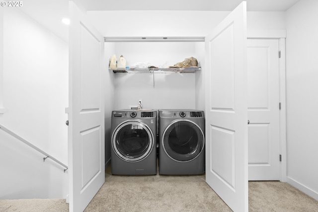 2095 S Heather St, Cornelius, OR 97113 - laundry area with separate washer and dryer and carpet floors
