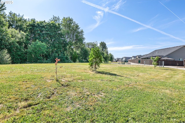 2095 S Heather St, Cornelius, OR 97113 - view of grassy yard featuring a playground