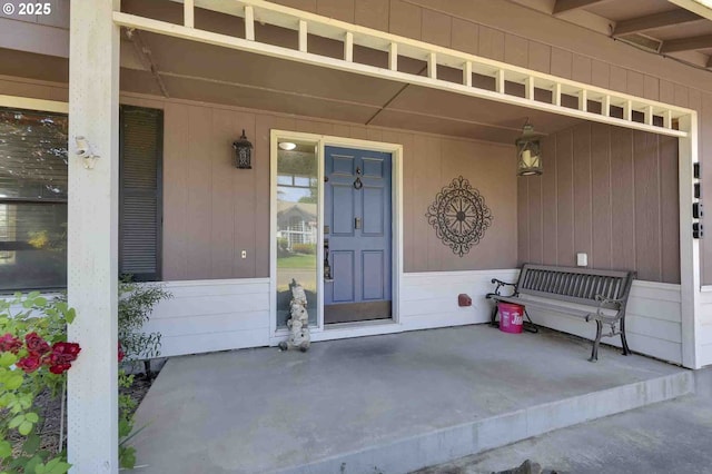 1168 Risden Pl, Eugene, OR 97404 - view of exterior entry with a porch