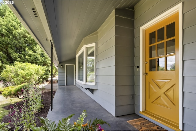 1070 SW Portola Ave, Portland, OR 97225 - entrance to property