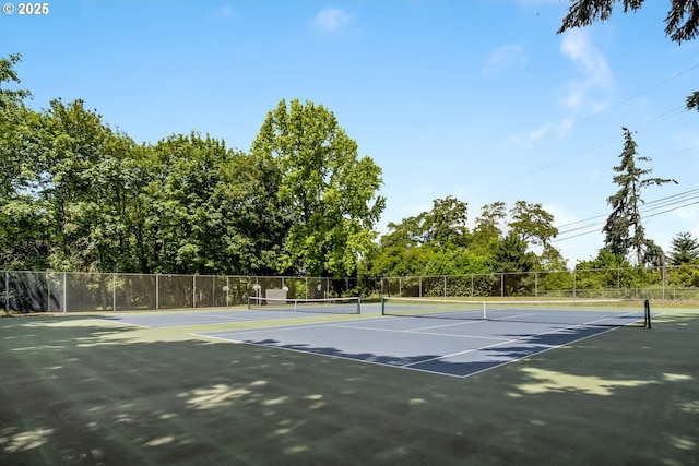 1070 SW Portola Ave, Portland, OR 97225 - view of tennis court featuring community basketball court