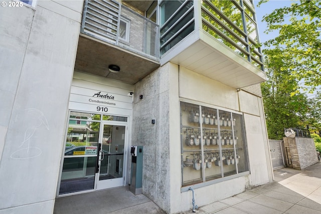 view of property entrance