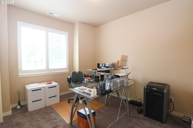 5009 NE 85th St, Vancouver, WA 98665 - carpeted home office featuring visible vents and baseboards