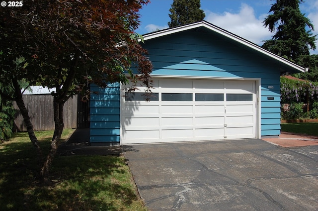 3024 Concord Way, Forest Grove, OR 97116 - view of detached garage