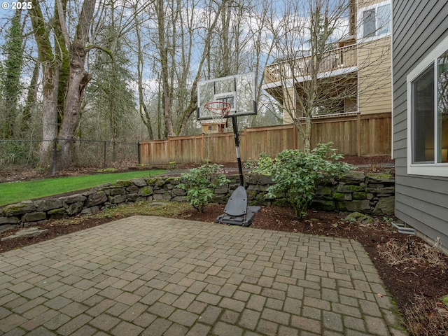 view of patio featuring a fenced backyard