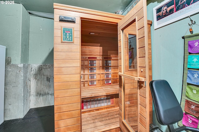 2672 SE Vista Way, Gresham, OR 97080 - view of relaxing sauna