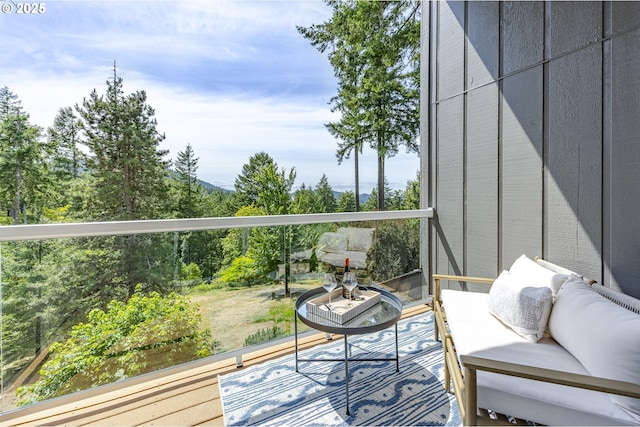 32518 Dillard Rd, Eugene, OR 97405 - balcony with an outdoor living space