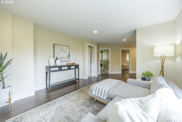 32518 Dillard Rd, Eugene, OR 97405 - living area featuring washer / dryer, wood finished floors, and recessed lighting