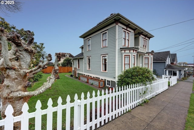 369 37th St, Astoria, OR 97103 - view of property exterior