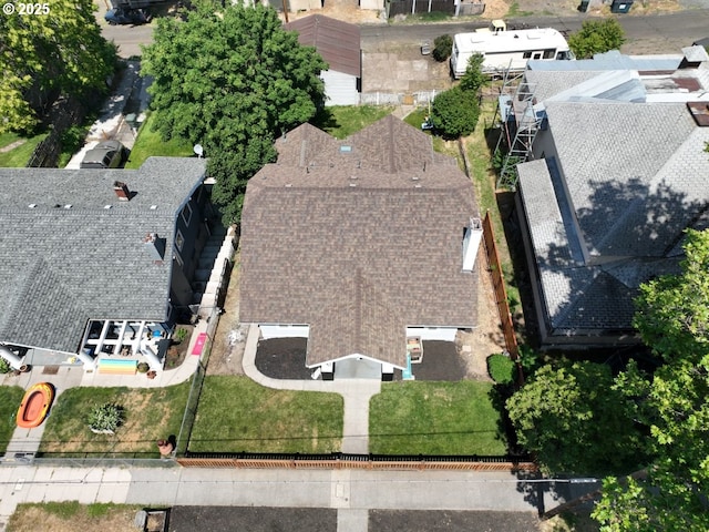 609 E 10th St, The Dalles, OR 97058 - aerial perspective of suburban area