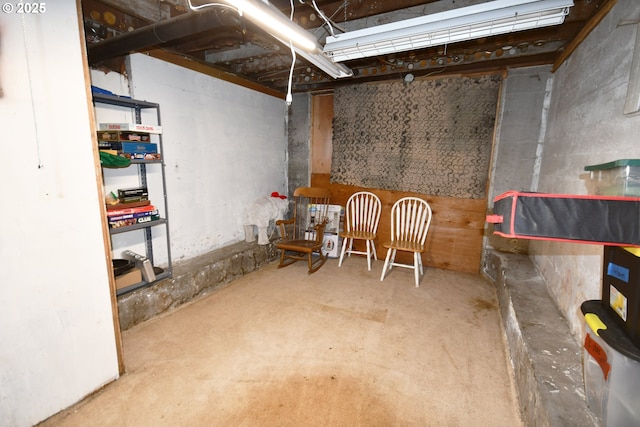 609 E 10th St, The Dalles, OR 97058 - view of unfinished below grade area