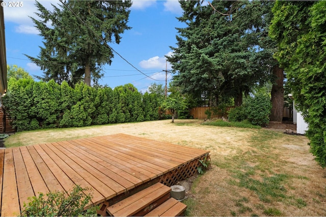 165 NE 167th Pl, Portland, OR 97230 - deck with a fenced backyard