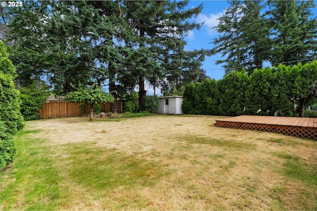 165 NE 167th Pl, Portland, OR 97230 - view of yard featuring a storage shed