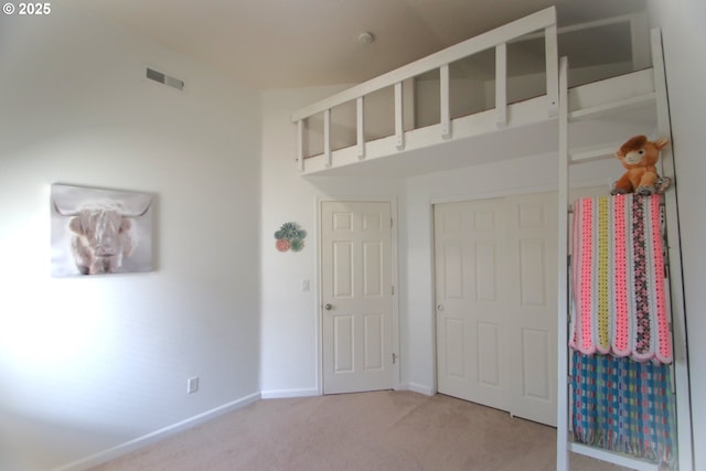 1974 N Laurelwood St, Canby, OR 97013 - foyer entrance featuring carpet flooring and baseboards