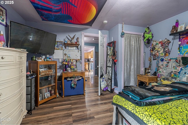 5053 NE 50th St, Neotsu, OR 97364 - bedroom with wood finished floors