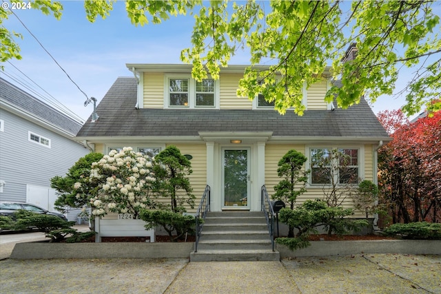1224 SE Malden St, Portland, OR 97202 - view of front facade with entry steps