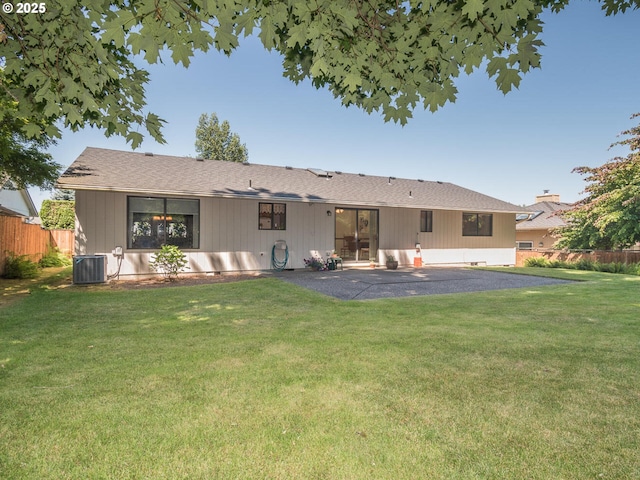 140 NE Greenway Dr, Gresham, OR 97030 - rear view of house featuring a patio area