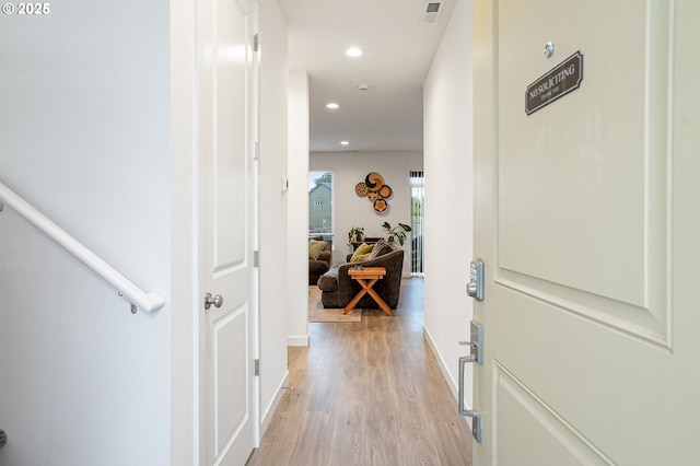 301 W 17th St, Lafayette, OR 97127 - hallway featuring light wood-style flooring, recessed lighting, and baseboards