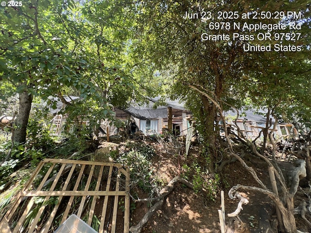 6978 N Applegate Rd, Grants Pass, OR 97527 - view of yard