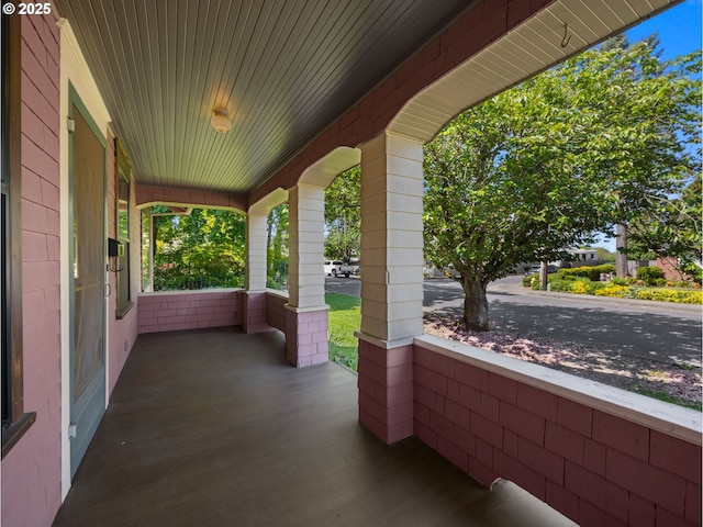 682 S Settlemier Ave, Woodburn, OR 97071 - view of patio featuring a porch