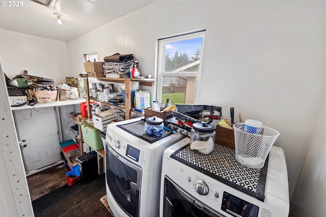 2745 34th St, Coos Bay, OR 97420 - laundry area featuring washing machine and dryer and dark wood-type flooring