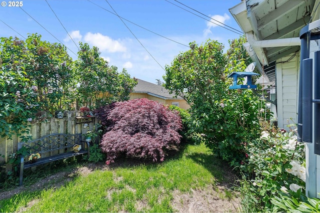 2745 34th St, Coos Bay, OR 97420 - view of yard