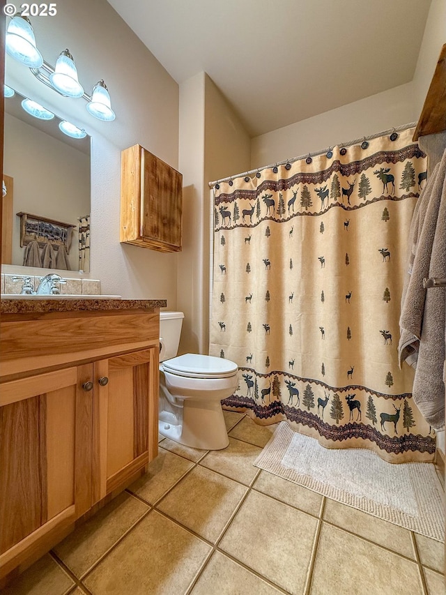 25405 SE Bear Creek Rd, Prineville, OR 97754 - full bath with toilet, tile patterned floors, a shower with curtain, and vanity