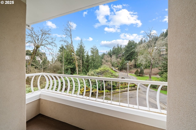 12760 S Fielding Rd, Lake Oswego, OR 97034 - bedroom with ensuite bathroom, light carpet, recessed lighting, and visible vents